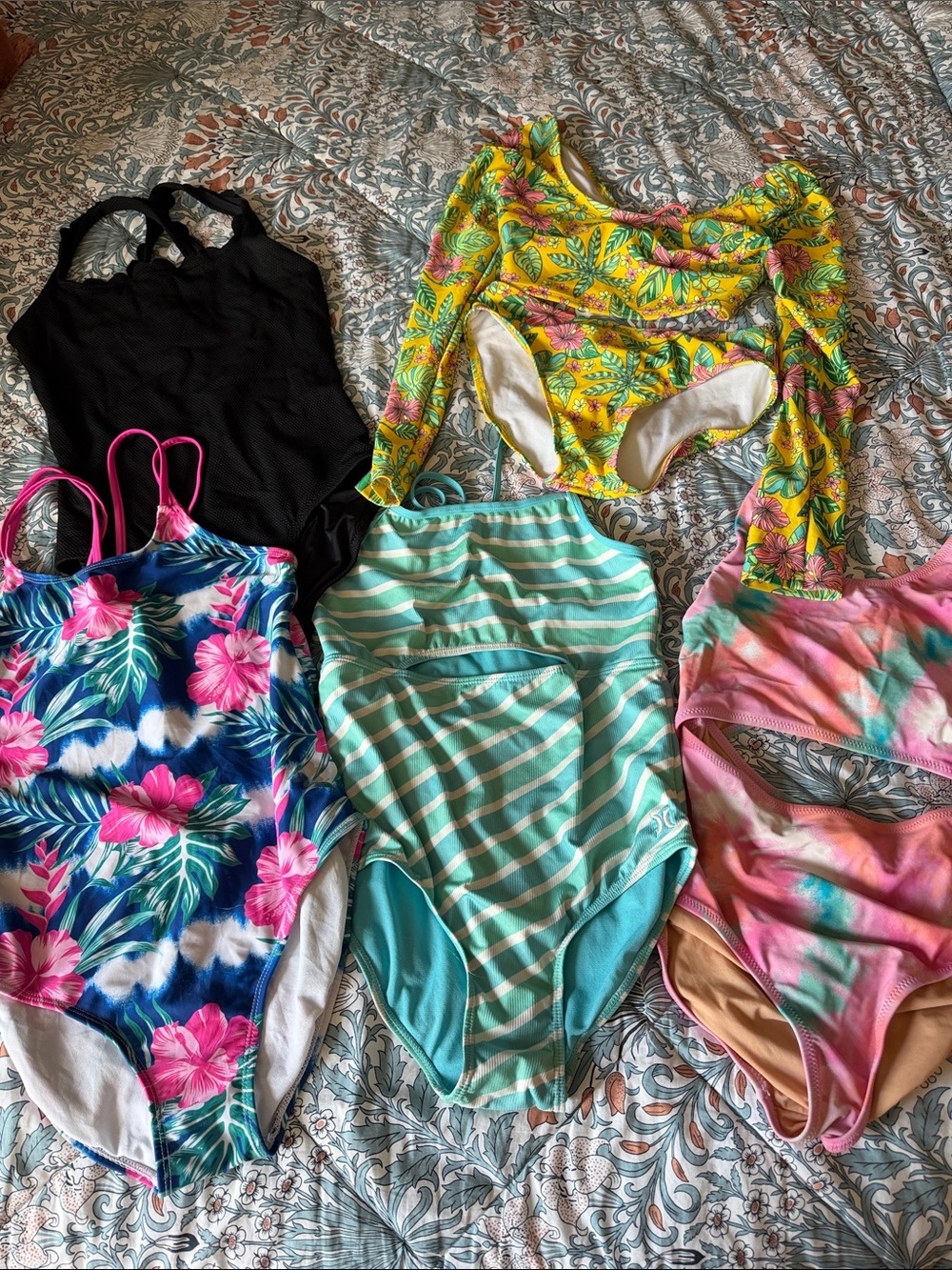 Assorted Girls' Swimsuits - Size 10-12 Crewcut, Old Navy, Hurley,Pipeline,Artcla